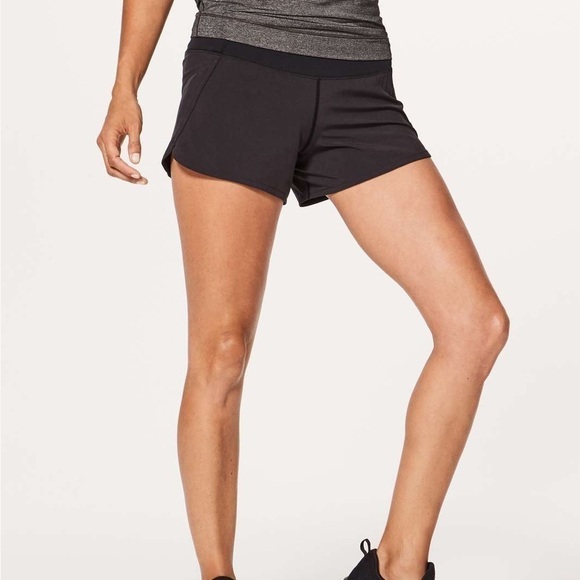 Lululemon Run Times Short II *4" - Picture 1 of 10